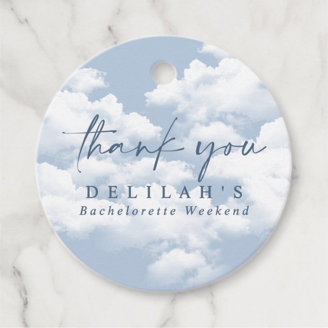 Light Blue "On Cloud Nine" Bachelorette Geschenkanhänger (Vorderseite)
