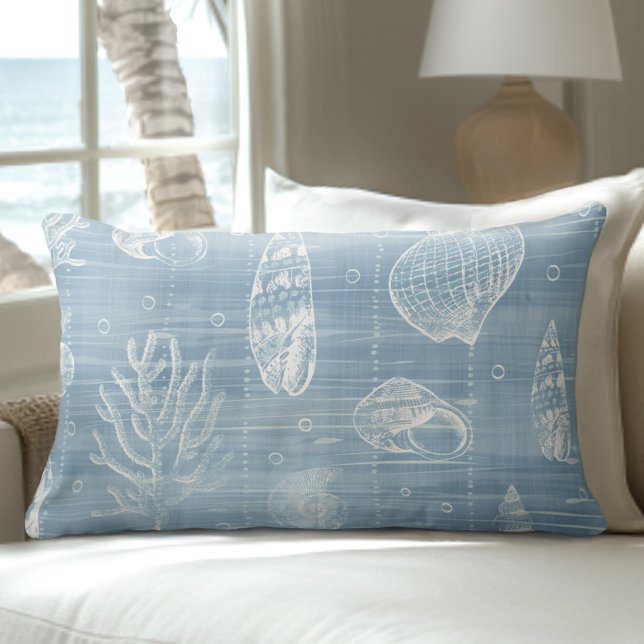 Light Blue Seashells Lumbar Pillow Lendenkissen (Von Creator hochgeladen)