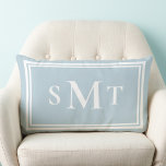 Light Blue Three Letter Monogram Lendenkissen<br><div class="desc">Light Blue Three Letter Monogram Kissen</div>