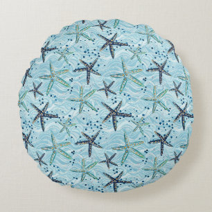 Light Blue und Gold Starfish auf Ozeanwellenmuster Rundes Kissen