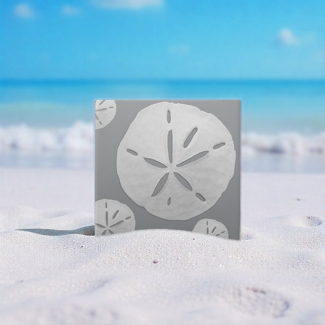 Light Gray & White Tropical Beach Sand Dollar Fliese (Von Creator hochgeladen)