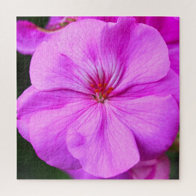 Light Lila Geranium Jigsaw Puzzle (Vertikal)