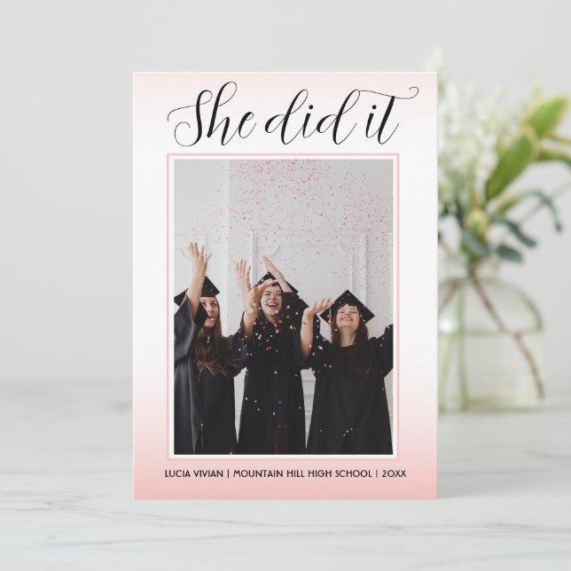 Light Pink Theme Typografy Foto Abschluss Einladung (Stehend Vorderseite)