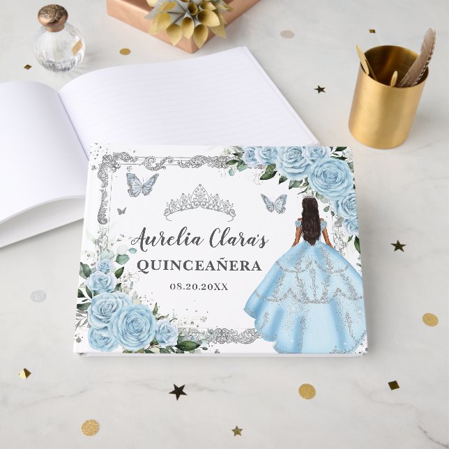 Light Sky Blue Floral Princess Gown 15 Quinceañera Gästebuch (Vorderseite Offen)
