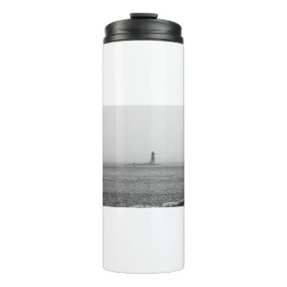 Lighthouse in the Distance Thermosbecher