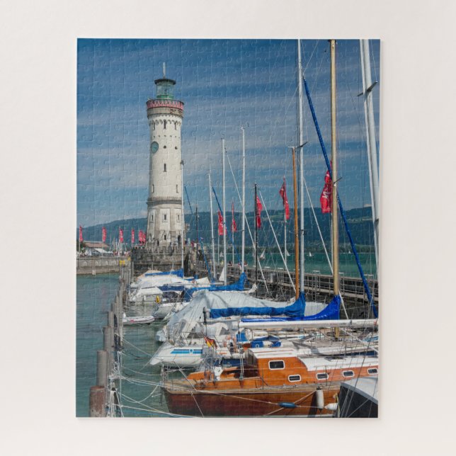 Lighthouse Yachten Hafen Lindau Bodensee Deutschla (Vertikal)