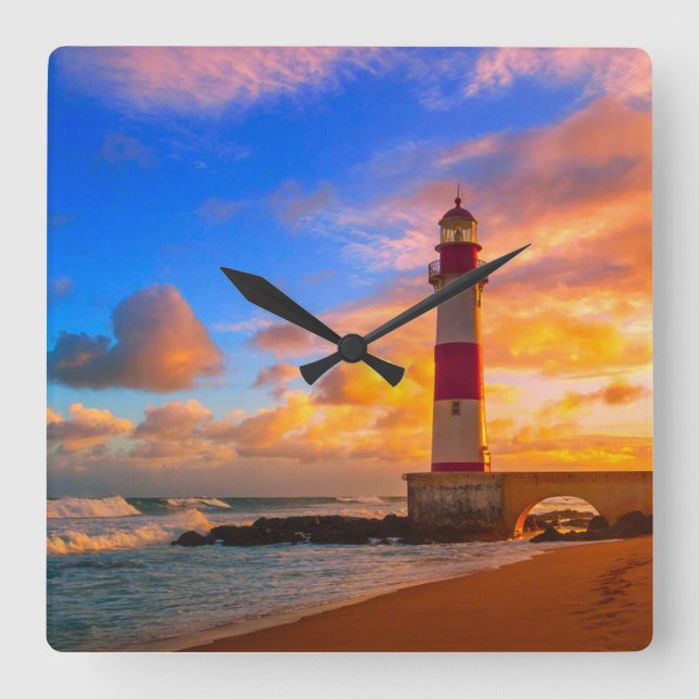 Lighthouses | Itapuã Brazil Lighthouse Quadratische Wanduhr (Vorderseite)