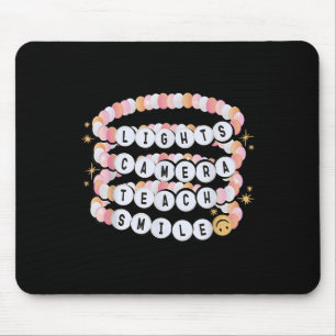 Lights-Kamera bringt Lächellehrer-Armband zurück Mousepad