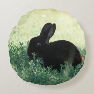 Lil Black Bunny  Rundes Kissen
