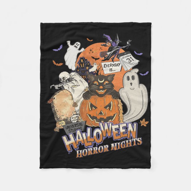 Lil Boo Halloween Horror jeden 3. Oktober Fleecedecke (Vorderseite)