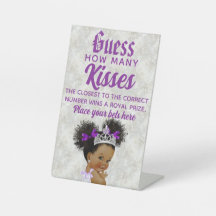 Lila Afro Puff Princess |Wie viele Kisses Game