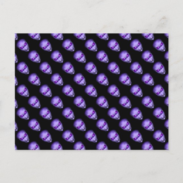 Lila Alien Postkarte (Vorderseite)