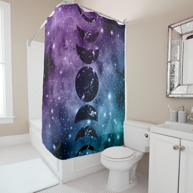 Lila Aquamarine Galaxienebel Traummondphasen #1 Duschvorhang (Beispiel)