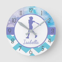 Lila aquamarine Softball-Wand-Uhr