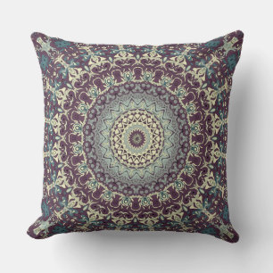 Lila Aquamarines und Creme Mandala Muster Kissen