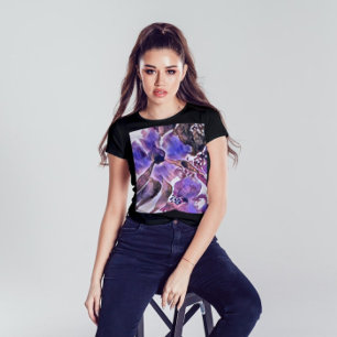 Lila Aquarellbilder und violette Blumenbemalung T-Shirt