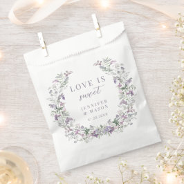 Lila Aquarellblüten Liebe ist süße Hochzeit Geschenktütchen