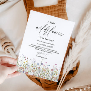 Lila Aquarellfarben-Wildblumen , Blume im Sommer Einladung