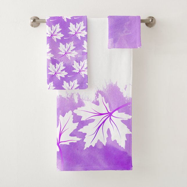 Lila Aquarellwäsche, Monogramm Badhandtuch Set (Insitu)
