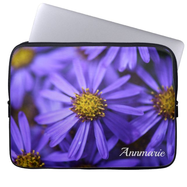 Lila Aster-Blume im RHS Garden Wisley Laptopschutzhülle (Vorderseite)