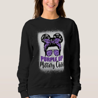 Lila aufgewachsene Militärkids Messy Buns Glasses  Sweatshirt