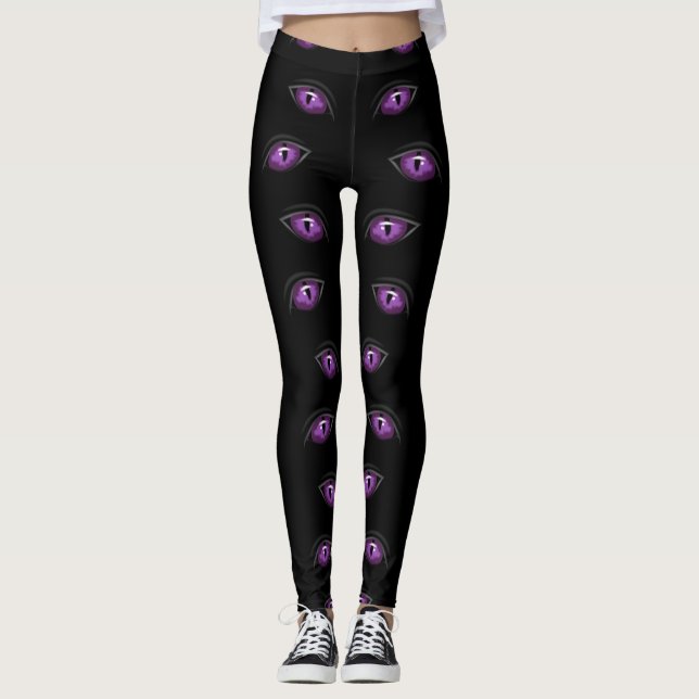 lila Augen mit Thunder_Cove Leggings (Vorderseite)