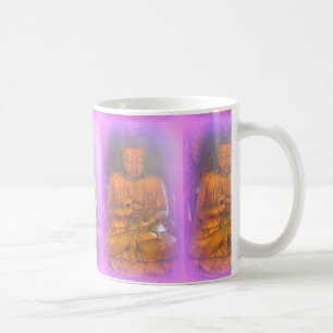 lila Aura serene sitzender Buddhas Kaffee Tasse