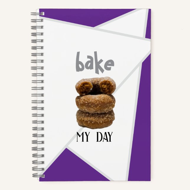 Lila Bake My Day Spiral Notebook Notizbuch (Vorderseite)