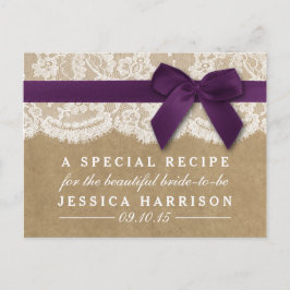 Lila Band auf Kraft- und Spitzen-Brautparty Rezept Einladungspostkarte