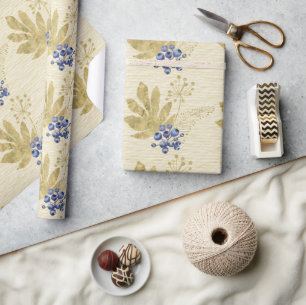 Lila Berries und Gold-Blätter auf hellgelb Geschenkpapier