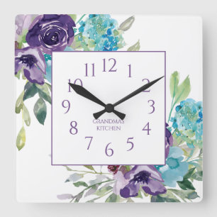 Lila Blaue Wasserfarbe Floral Weißer Name Quadratische Wanduhr