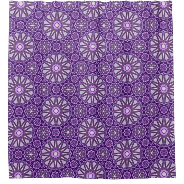 Lila Blaues Kaleidoskop Pinwheel Mandala Muster Duschvorhang (Vorderseite)