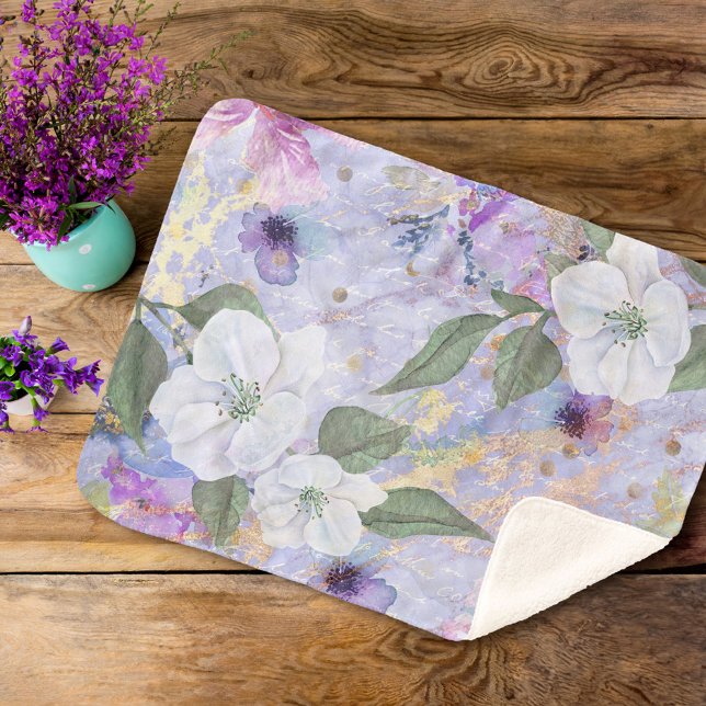 Lila blaues Vintages Blumenmuster-Aquarellskript Sherpadecke (Von Creator hochgeladen)