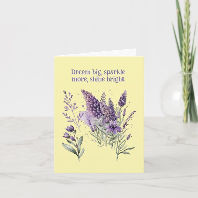 Lila Blossom im Blut: Faszinierender Blumenfrühlin Karte (Vorderseite)