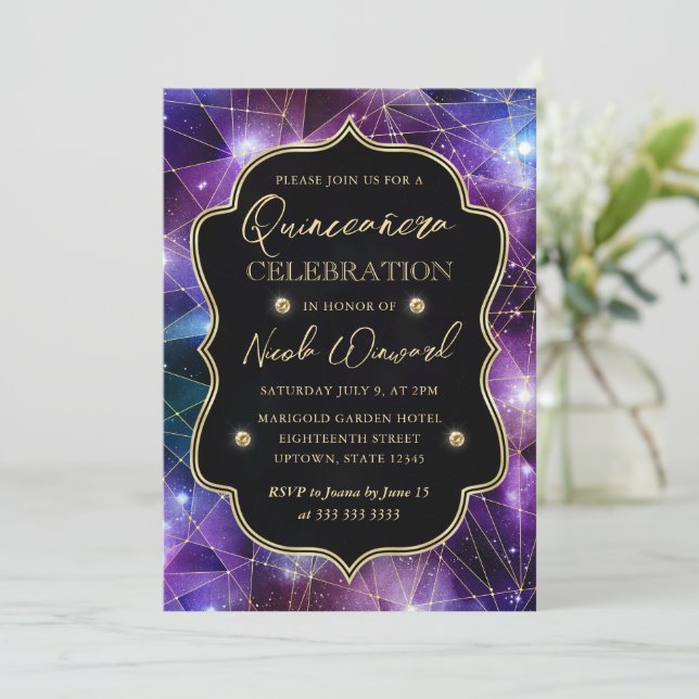 Lila & Blue Midnight Crystal Galaxy Quinceanera Einladung (Stehend Vorderseite)