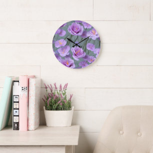 Lila Blume-Wiesenmuster Große Wanduhr