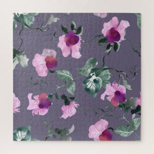 Lila Blumen: Aquarellfarbenes, nahtloses Muster.
