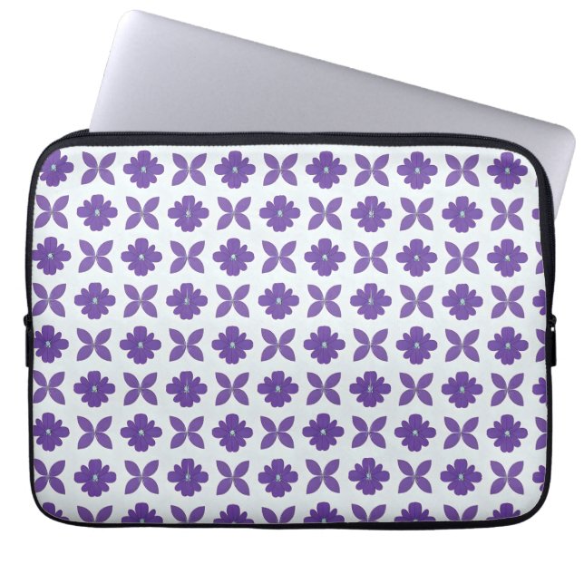 Lila Blumen mit hellem Hintergrund Laptopschutzhülle (Vorderseite)