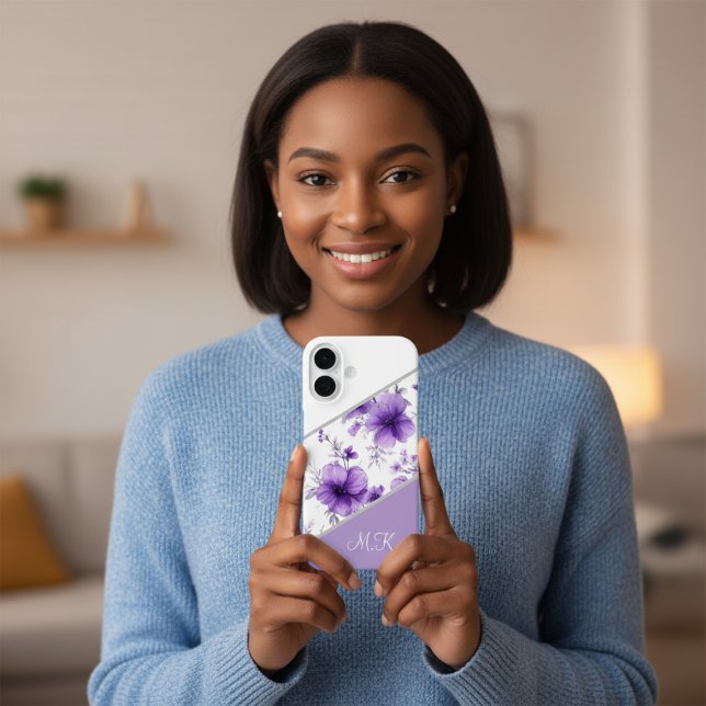 Lila Blumen-Monogramm-Handyhülle für iPhone-Modell iPhone 16 Hülle (Von Creator hochgeladen)