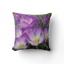 Lila Blumenfrühlings-Krokus-Blumen-Kissen