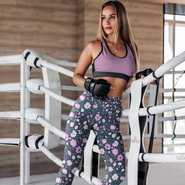 Lila Blumengarten Gemustert | LEGGINGS (Von Creator hochgeladen)
