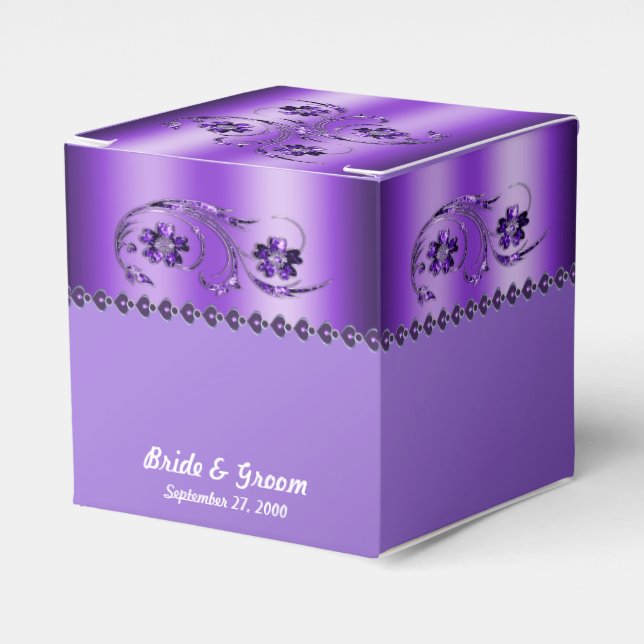 Lila Blumengeweihe Geschenkschachtel (Vorderseite)