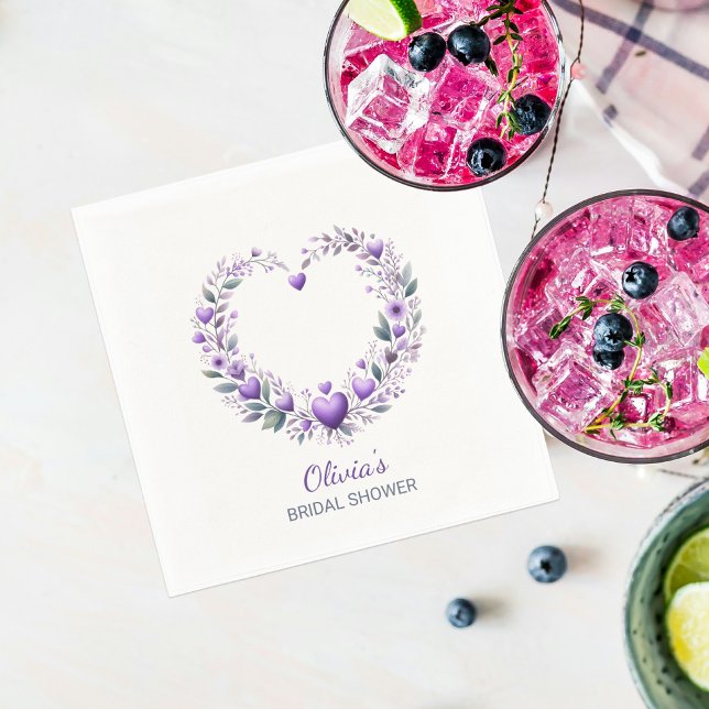 Lila Blumenherz Brautparty Serviette (Von Creator hochgeladen)