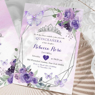 Lila Blumenkönigskrone Schmetterling Quinceañera Einladung