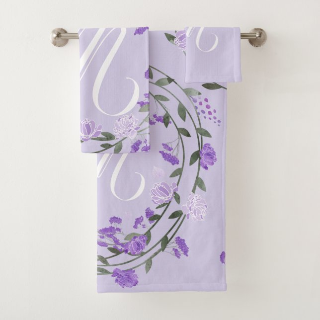 Lila Blumenkreislaufmonogramm Badhandtuch Set (Insitu)