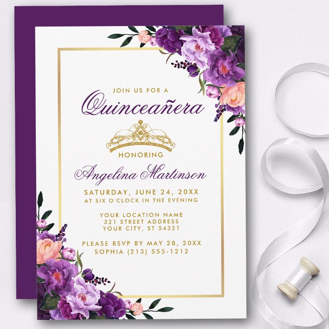 Lila Blumenkrone aus Quinceanera P Einladung (Customize to change text color, style, add text & photos to back or change color of back of card.)