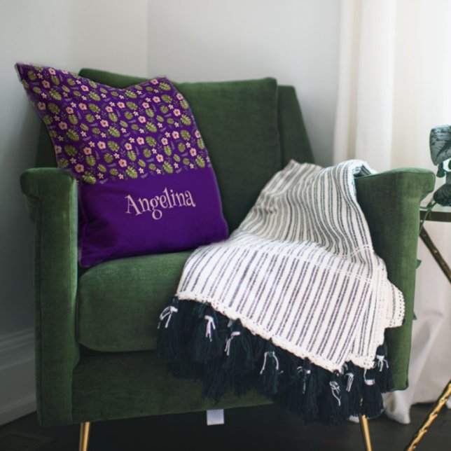 Lila Blumenmuster in Aquarellfarbe Kissen (Von Creator hochgeladen)