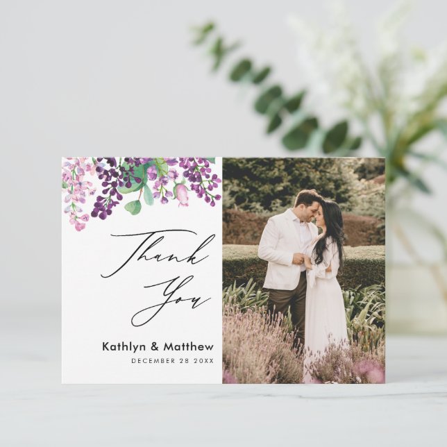 Lila Blumenzellenschrift Foto Hochzeit Dankeskarte (Stehend Vorderseite)