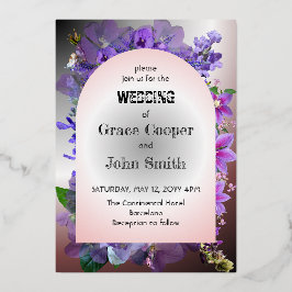 Lila Blüte vor weißem und dunklem Hintergrund Folieneinladung