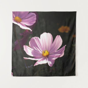 LILA BLÜTENBLÄTTRIGE BLUME WANDTEPPICH